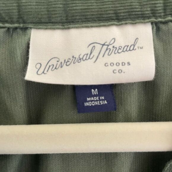 Universal Thread Green Corduroy Long Sleeve Pullover Top Women’s Size Medium - Picture 3 of 5